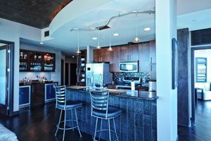 The Avenue 2102 Kitchen